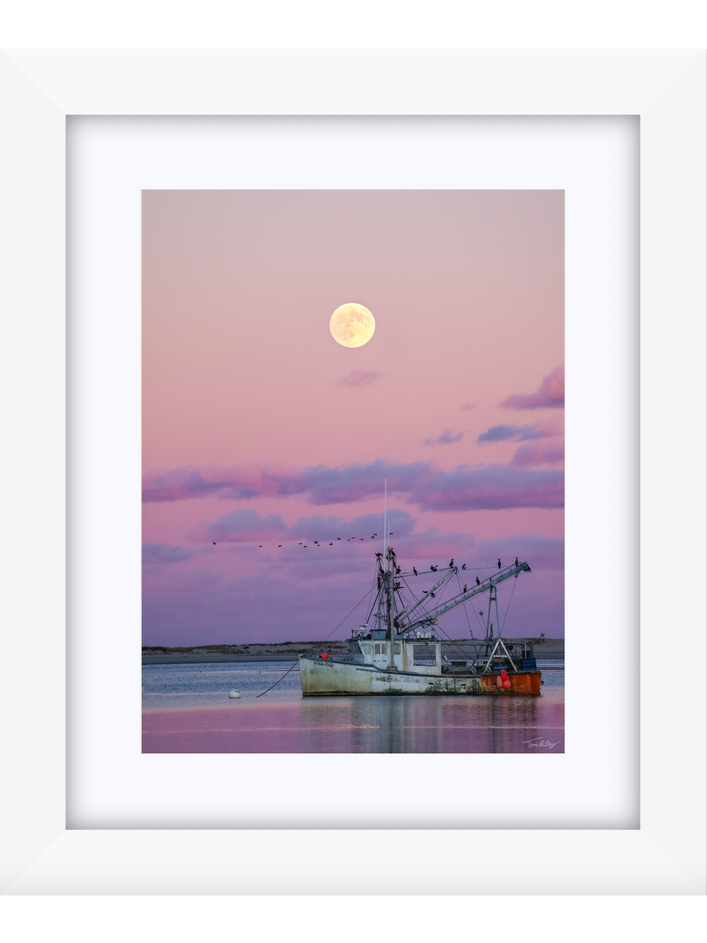 Supermoon over White Cap