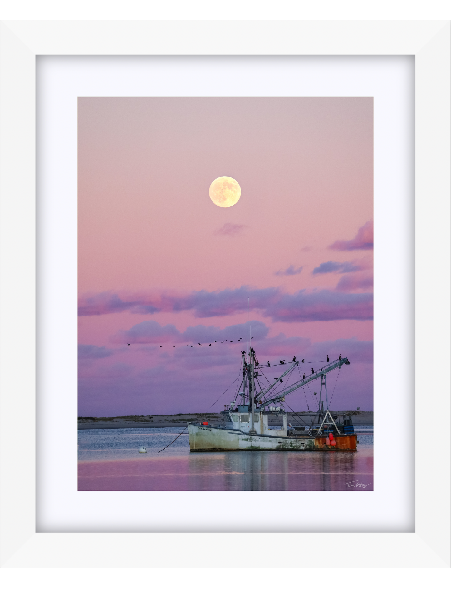 Supermoon over White Cap