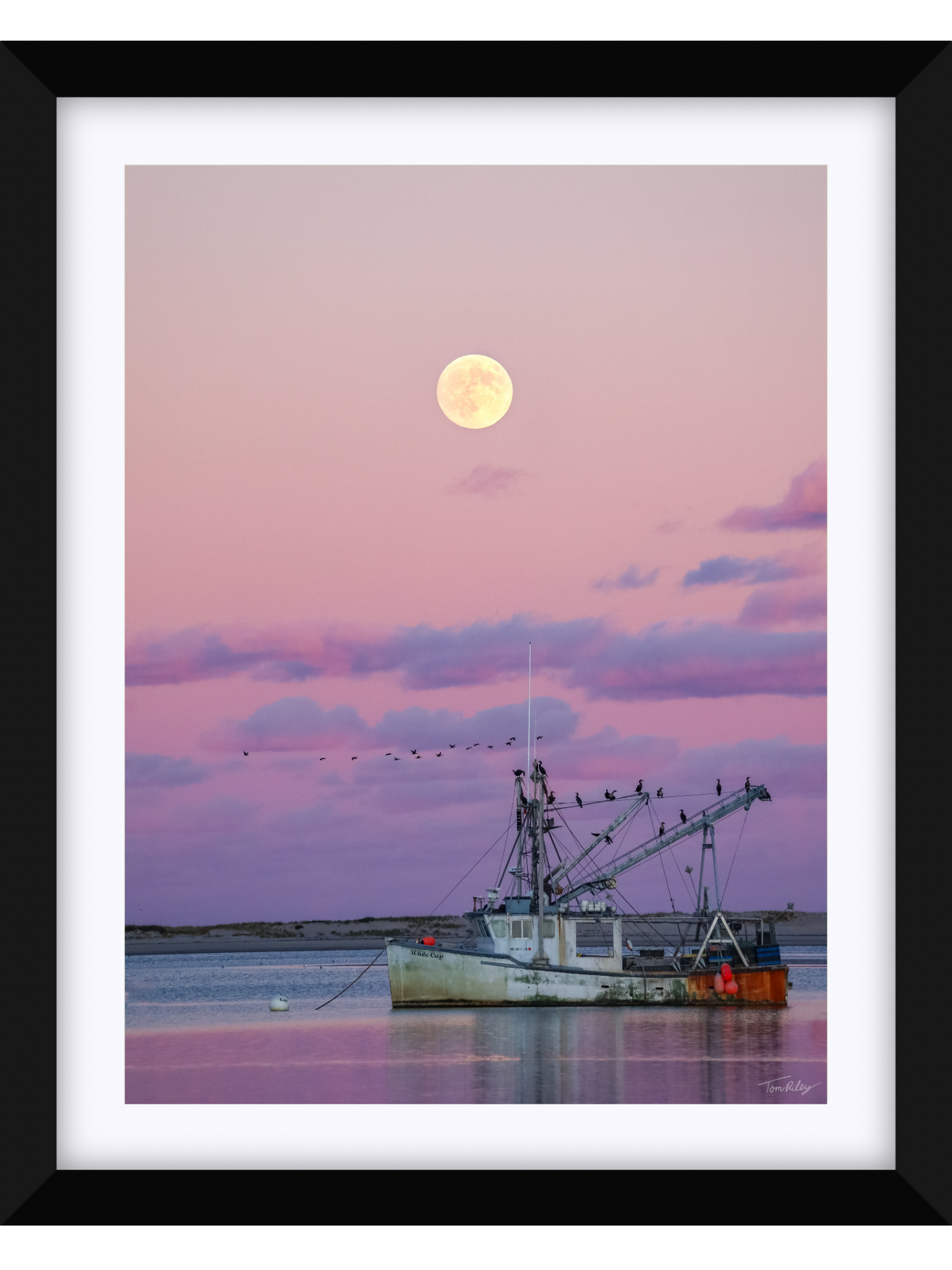 Supermoon over White Cap