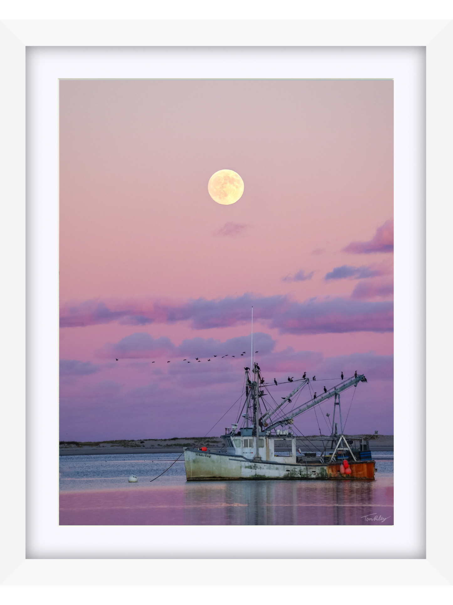 Supermoon over White Cap