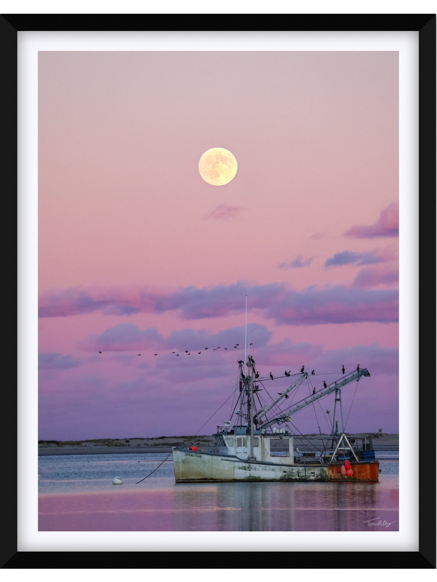 Supermoon over White Cap