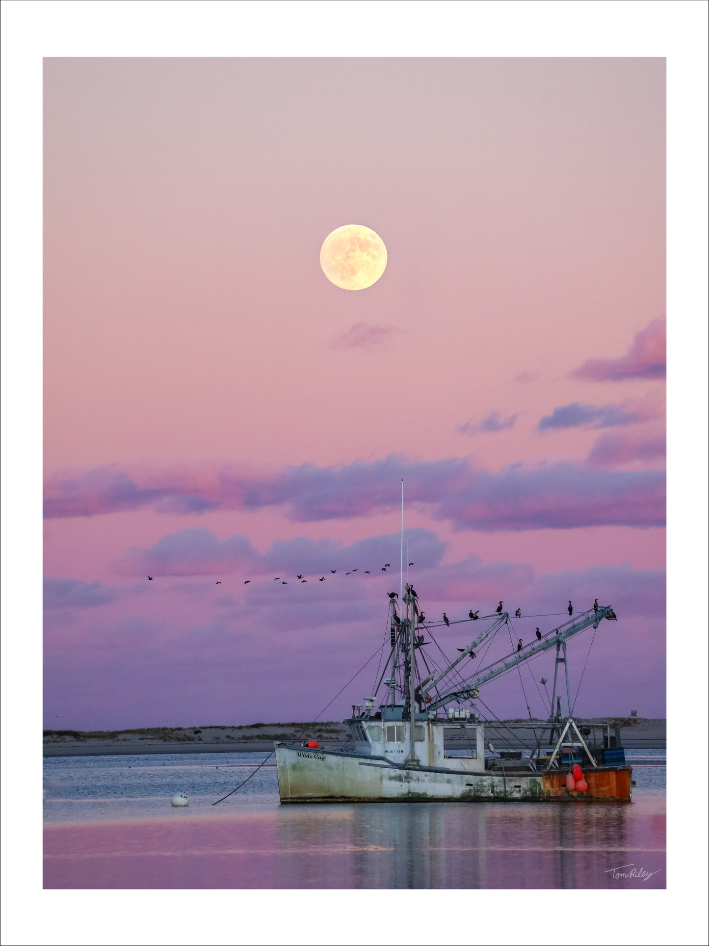 Supermoon over White Cap